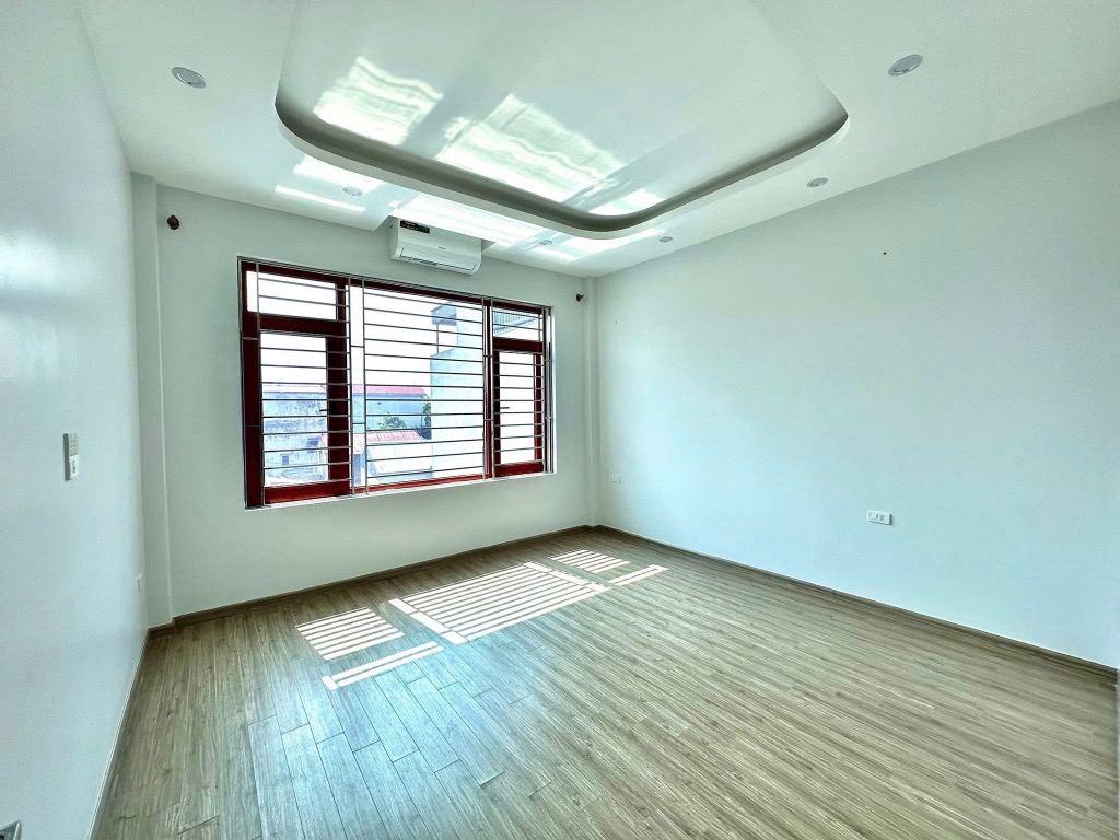 BÁN GẤP NHÀ PHỐ 5 TẦNG – MỄ TRÌ THƯỢNG– KINH DOANH ĐỈNH