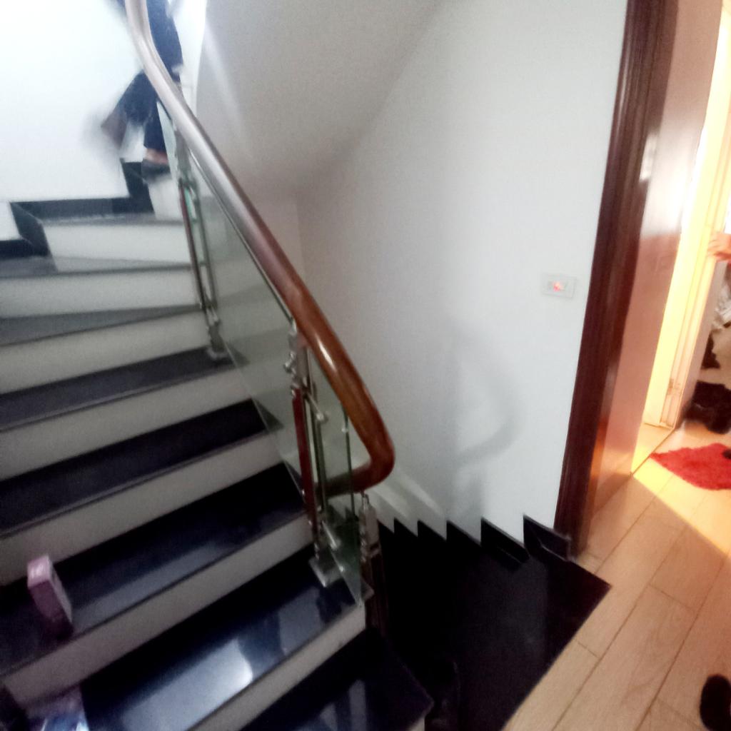 DUY NHẤT 1 CĂN- MẶT PHỐ TẠI CHỢ VÂN CANH - KINH DOANH SẦM UẤT- PHỐ 3 Ô TÔ TRÁNH - 5 TẦNG