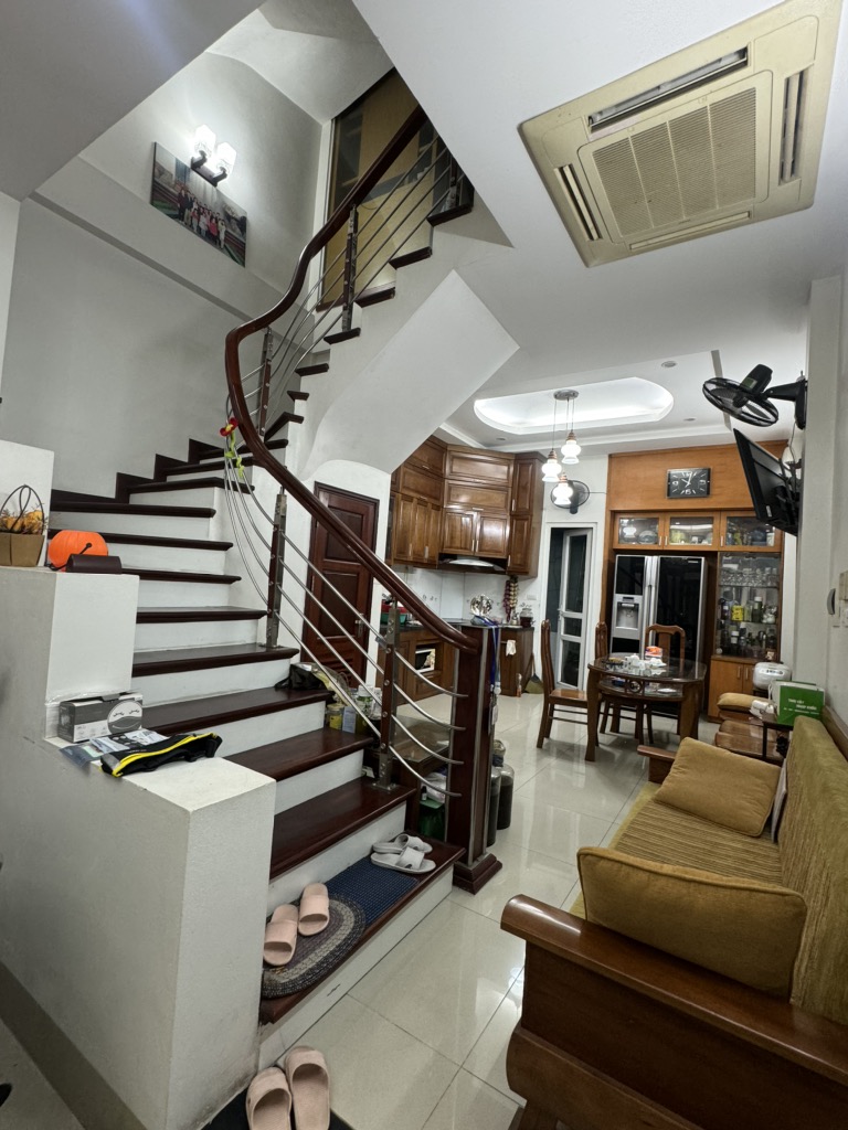 BÁN NHÀ XUÂN PHƯƠNG- 2 MẶT THOÁNG- 4 TẦNG MỚI ĐẸP Ở NGAY- DT 52 M - MẶT TIỀN 4M - GIÁ 5.8 TỶ CÓ THƯƠNG LƯỢNG