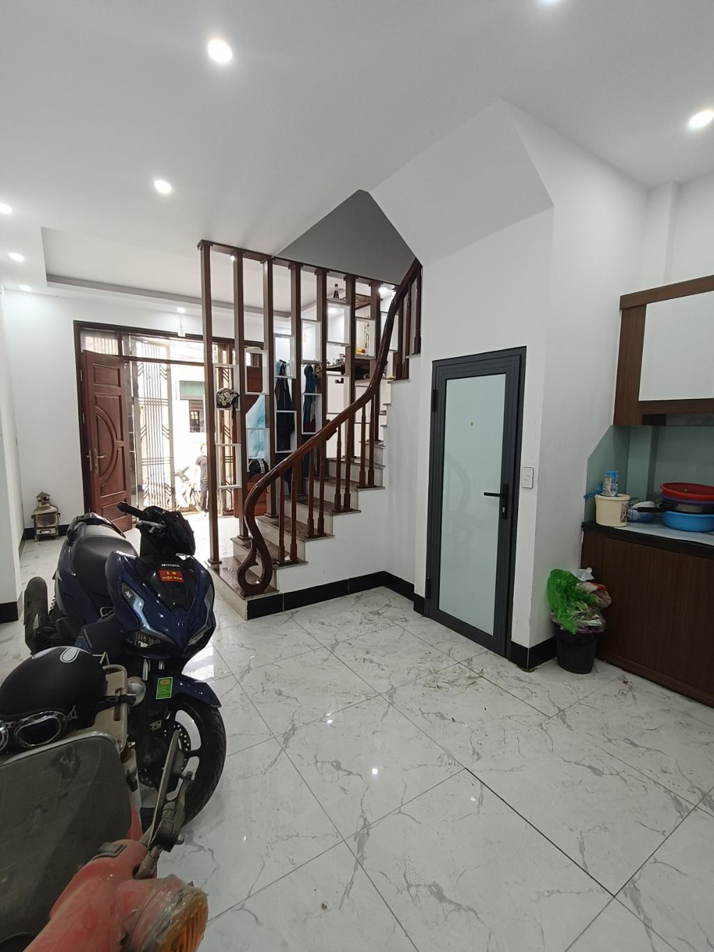 BÁN NHÀ- AN TRAI-VÂN CANH- ÔTÔ 7 CHỖ QUA NHÀ - 5 TẦNG LONG LANH - FULL NỘI THẤT - Ở NGAY- GIÁ HƠN 6 TỶ CÓ THƯƠNG LƯỢNG