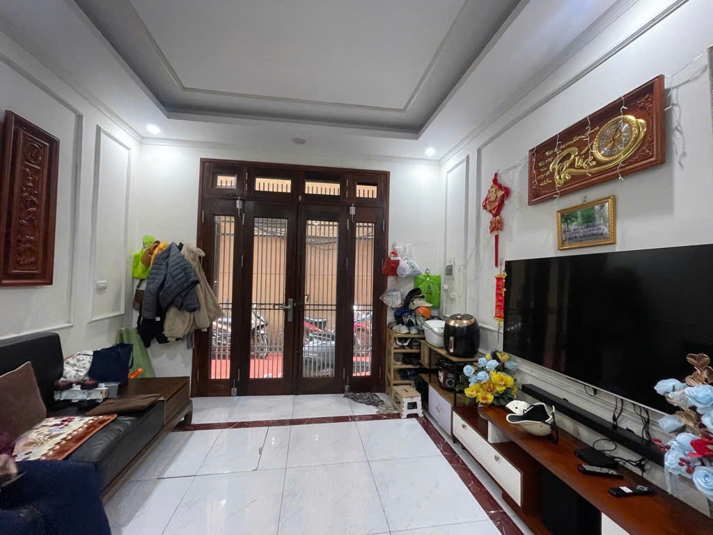 BÁN NHÀ HỒ TÙNG MẬU -CHỈ NHỈNH 7 TỶ- 5 TẦNG LONG LANH -FULL NỘI THẤT- Ở NGAY