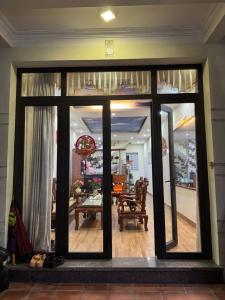 LÔ GÓC - MẶT TIỀN RỘNG - GIÁ RẺ NHẤT XUÂN PHƯƠNG CHỈ HƠN 5 TỶ