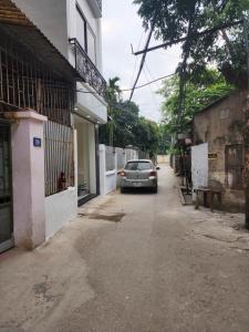 KIM CHUNG - HOÀI ĐỨC - DT 42M - 5 TẦNG MỚI TINH -Ô TÔ QUA NHÀ - 20M Ô TÔ ĐỖ- GIÁ 5.3 TỶ