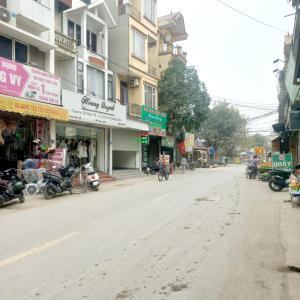 DUY NHẤT 1 CĂN- MẶT PHỐ TẠI CHỢ VÂN CANH - KINH DOANH SẦM UẤT- PHỐ 3 Ô TÔ TRÁNH - 5 TẦNG