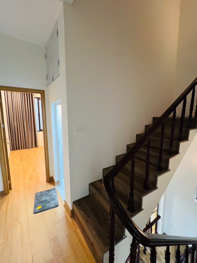 Nhà đẹp chính chủ vị trí k phải hổ ngồi cũng phải rồng cuộn