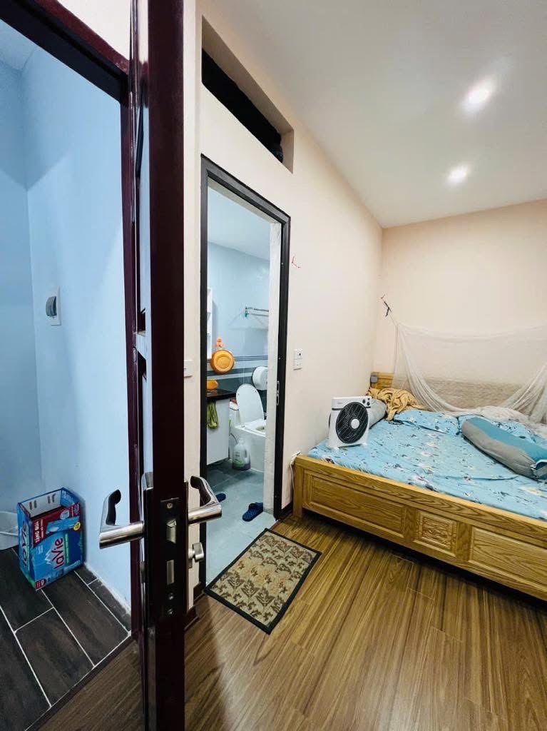 PHÂN LÔ CÁN BỘ 45M2 LÔ GÓC, Ô TÔ ĐỖ CỬA VÀO NHÀ, 30M RA MẶT QL21B . HƠN 6 ĐỒNG