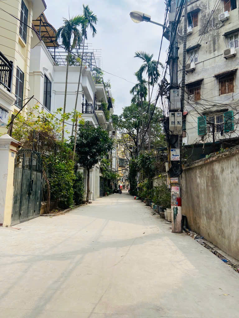 Bán nhà 5 tầng thang máy xịn, ngõ ô tô vào nhà, ở kinh doanh hay văn phòng tuyệt vời