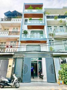 Nhà vị trí mặt tiền đường giá rẻ tốt nhất