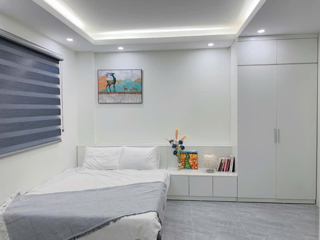 Cần bán Nhà 6 tầng, ngõ thông Phạm Ngọc Thạch - Xã Đàn, kinh doanh tốt