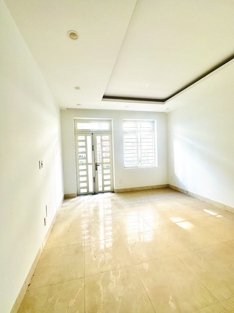 NHÀ KV LINH ĐONG - GIÁ 5TỶ HỜI