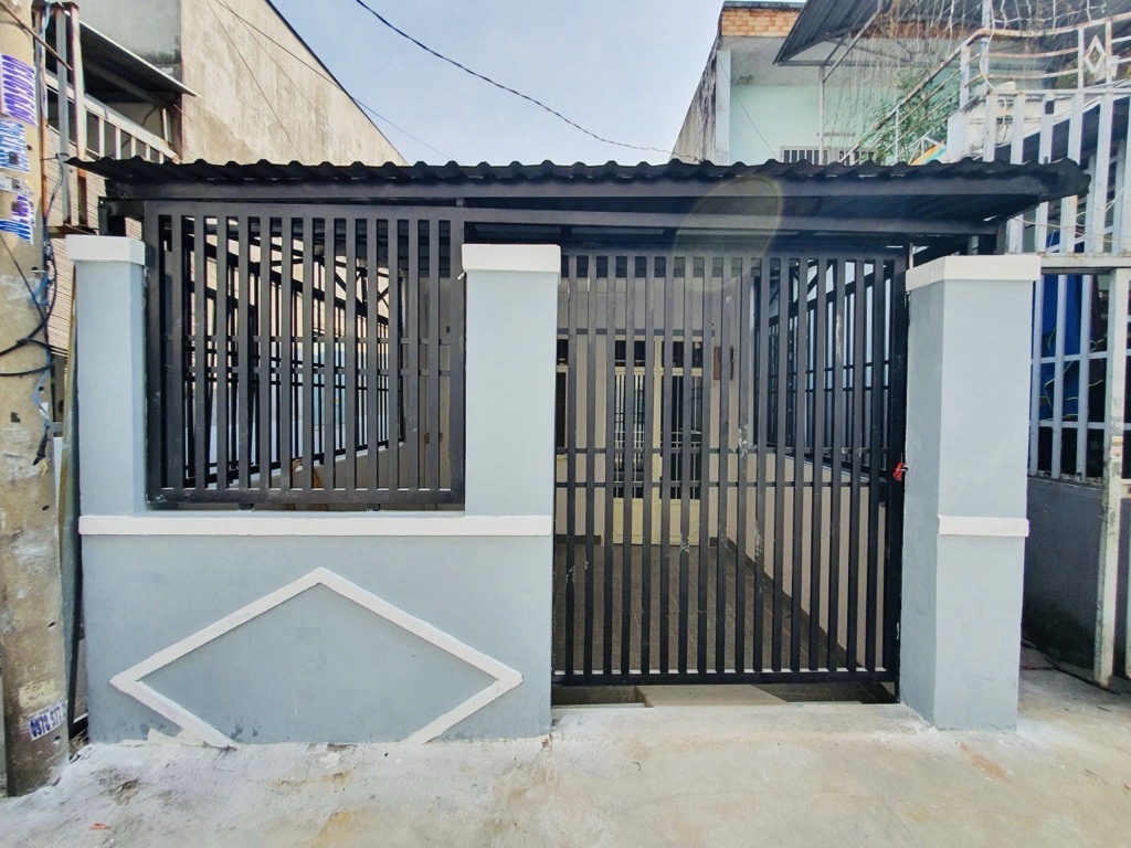 BÁN NHÀ CẤP 4 TRẦN THỊ CỜ  Q12, dt 4×19m.Giá 3,69 tỷ.