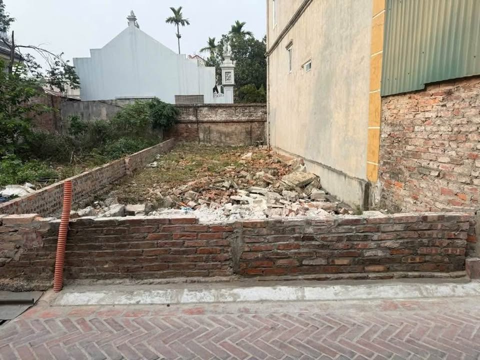 Bán Đất (LẠI ĐÀ - ĐÔNG ANH), sát VIN CỔ LOA, 46,4m2, giá 4,872 tỷ.