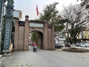 Bán Đất (Lại Đà - Đông Anh), Vị trí trung tâm, 47m2, Giá 4,85 tỷ.