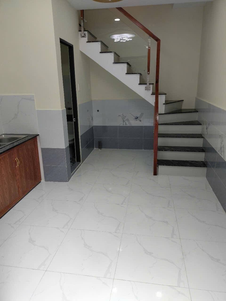 Bán nhà Gần Song Hành ,Trung Mỹ Tây Quận 12, 56m2 (4x14)m, Nhỉnh 4tỷ ,SHR.