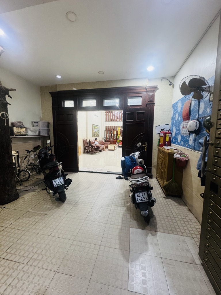BÁN NHÀ MẶT TIỀN KINH DOANH- 5 TẦNG – HẺM 10M – KHU KINH DOANH SẦM UẤT -NGAY KDC VĨNH LỘC, CHỈ NHỈNH 8 TỶ