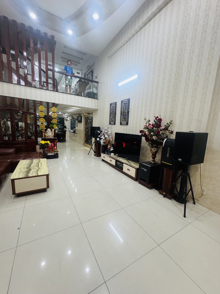 BÁN NHÀ MẶT TIỀN KINH DOANH- 5 TẦNG – HẺM 10M – KHU KINH DOANH SẦM UẤT -NGAY KDC VĨNH LỘC, CHỈ NHỈNH 8 TỶ
