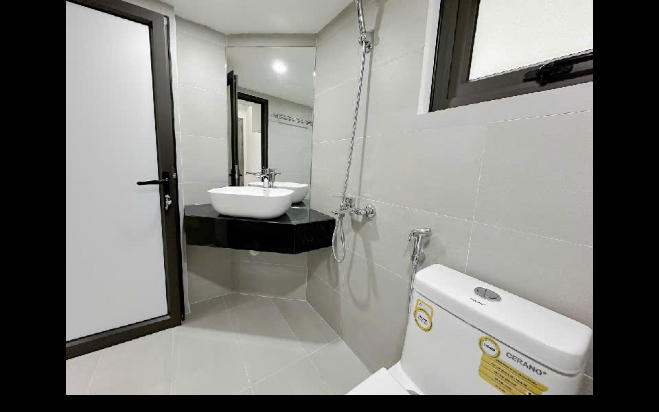 CĂN HỘ DỊCH VỤ 7 TẦNG, XÂY MỚI, THANG MÁY, FULL NỘI THẤT NHẬP KHẨU ĐÀO TẤN, BA ĐÌNH