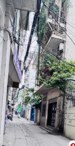 NHÀ 6 TẦNG- THANG MÁY- ĐẸP NHẤT KIM MÃ Ô TÔ ĐỖ CỬA