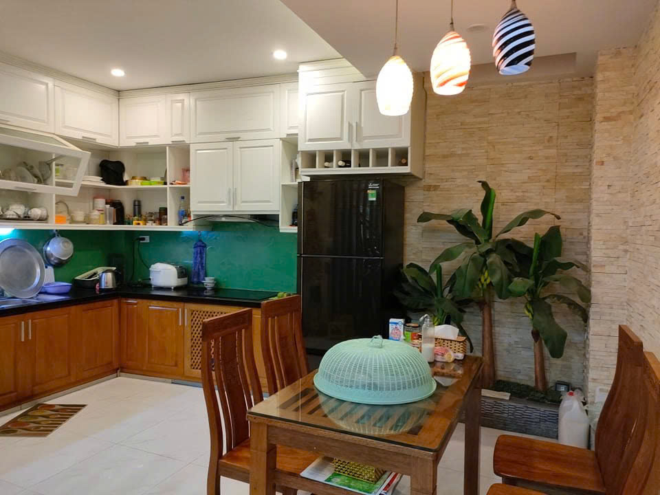 Bán nhà Bùi Xương Trạch – Thanh Xuân 32 m2 5 tầng gần ô tô còn rất mới sẵn sàng ở ngay Giá 8 tỷ.