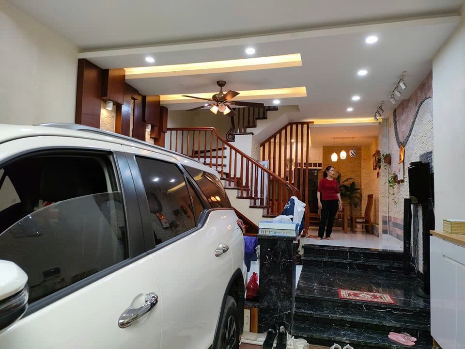 Bán nhà Thượng Đình Thanh Xuân 42 m2 4 tầng MT 4m về ở ngay Giá 6 tỷ.