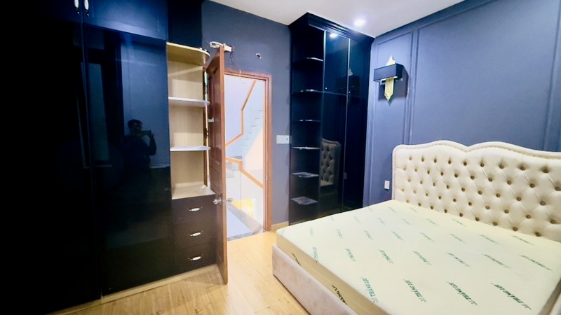 NHÀ 3 TẦNG - P.LINH ĐÔNG - NGAY PHẠM VĂN ĐỒNG -HẺM Ô TÔ - GIÁ CHỈ 6.xx TỶ