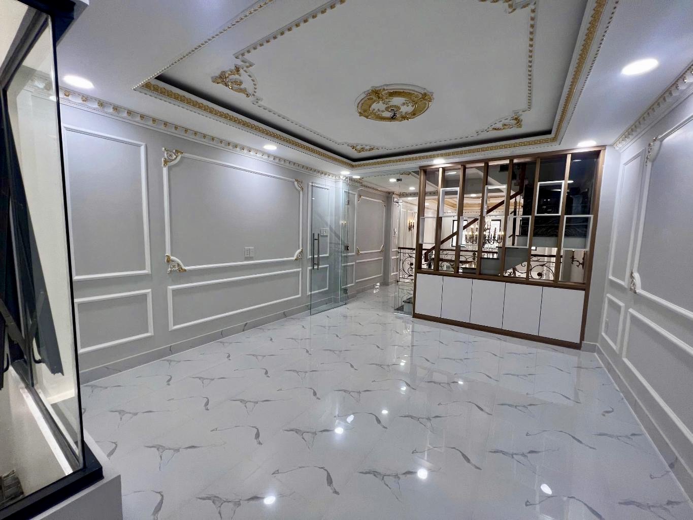 NHÀ 5 TẦNG ĐẸP - HẺM 6M Ô TÔ VÔ NHÀ - P. LINH ĐÔNG - SÁT PHẠM VĂN ĐỒNG - GIÁ 8.xx Tỷ.