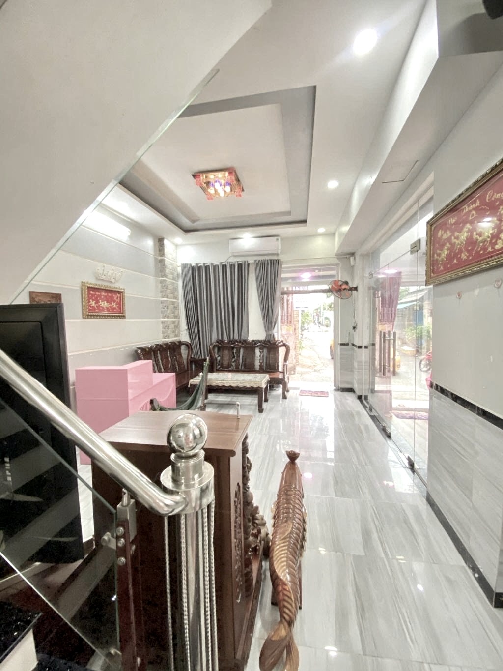 NHÀ 3 TẦNG - TRUNG TÂM HIỆP BÌNH CHÁNH - NGAY GIGAMALL - ĐƯỜNG Ô TÔ - GIÁ CHỈ NHỈNH 5 TỶ