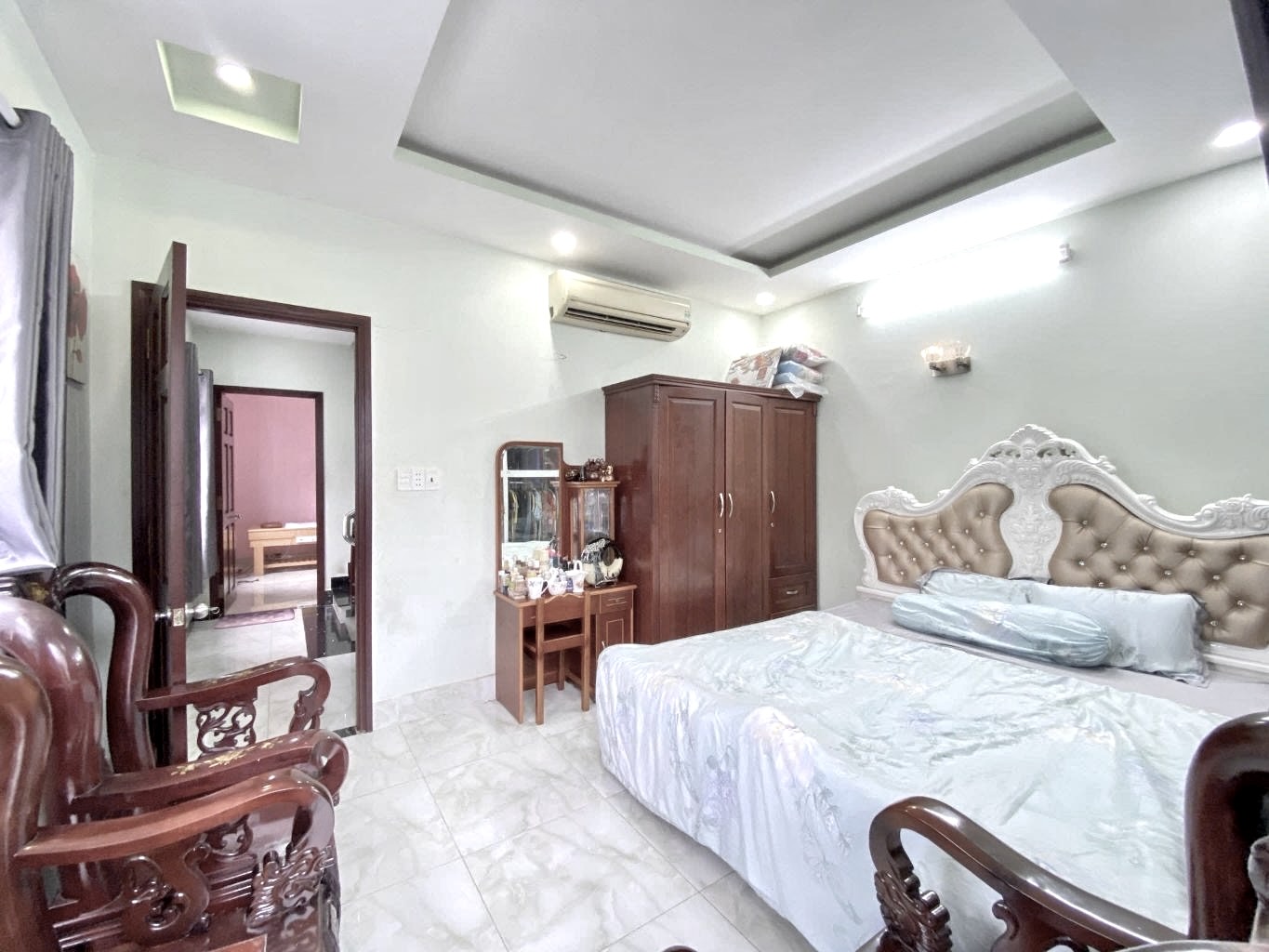 NHÀ 3 TẦNG - TRUNG TÂM HIỆP BÌNH CHÁNH - NGAY GIGAMALL - ĐƯỜNG Ô TÔ - GIÁ CHỈ NHỈNH 5 TỶ