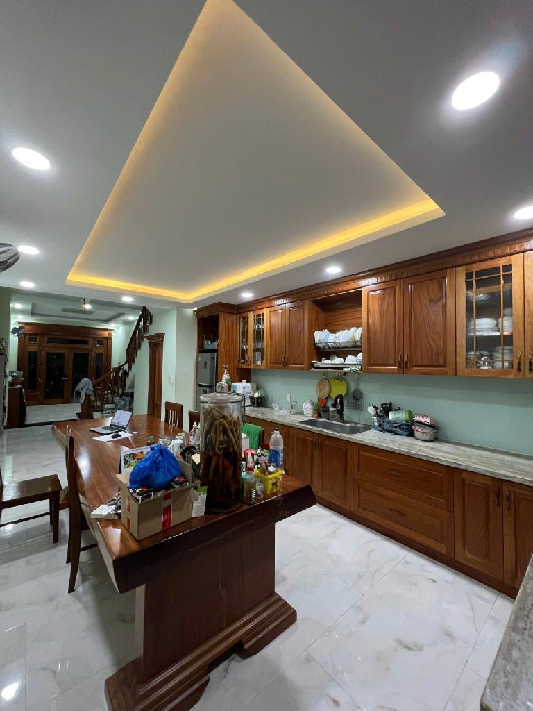 CHỦ NGỢP GIẢM 600Tr |  NHÀ ĐẸP 3 TẦNG | NGAY TTTM GIGAMALL| XE HƠI VÀO NHÀ | HIỆP BÌNH CHÁNH, THỦ ĐỨC | GIÁ TỐT