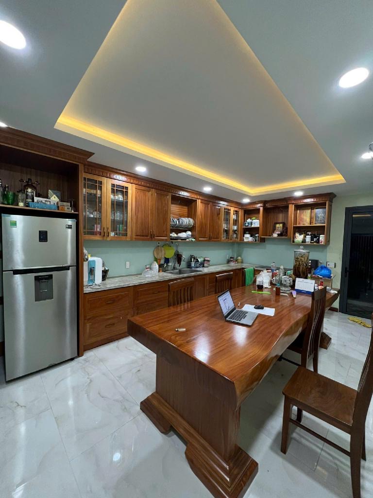 CHỦ NGỢP GIẢM 600Tr |  NHÀ ĐẸP 3 TẦNG | NGAY TTTM GIGAMALL| XE HƠI VÀO NHÀ | HIỆP BÌNH CHÁNH, THỦ ĐỨC | GIÁ TỐT