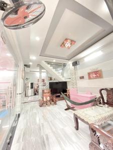 NHÀ 3 TẦNG - TRUNG TÂM HIỆP BÌNH CHÁNH - NGAY GIGAMALL - ĐƯỜNG Ô TÔ - GIÁ CHỈ NHỈNH 5 TỶ