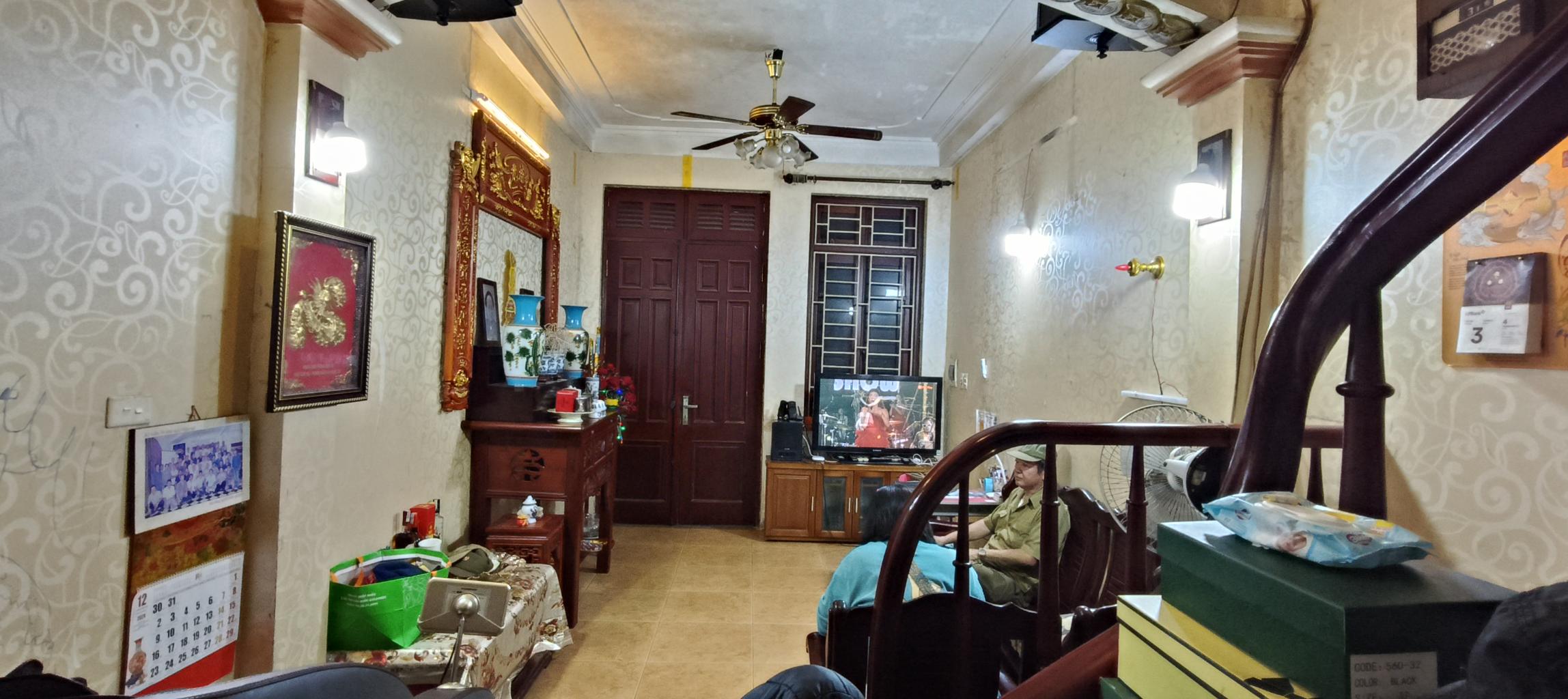 NHÀ ĐẸP QUAN NHÂN – 65M² – 6 TẦNG – SÂN RỘNG – Ở SƯỚNG CẢ ĐỜI – GIÁ CHỈ 9 TỶ!]