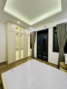 SIÊU PHẨM QUAN NHÂN – NHÀ ĐẸP FULL NỘI THẤT – NGÕ NÔNG – GIÁ CHỈ 7.2 TỶ – SỔ ĐỎ CHÍNH CHỦ!