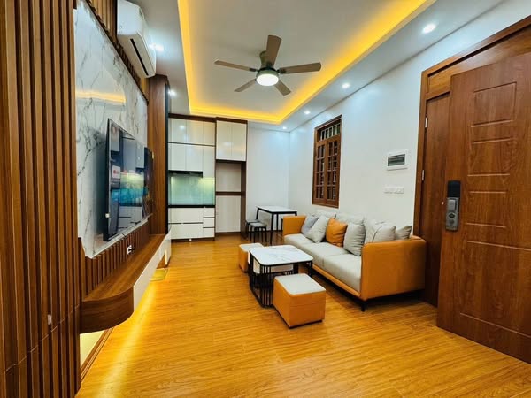 Mỹ Đình - Lô Góc - Ô Tô tận cửa
