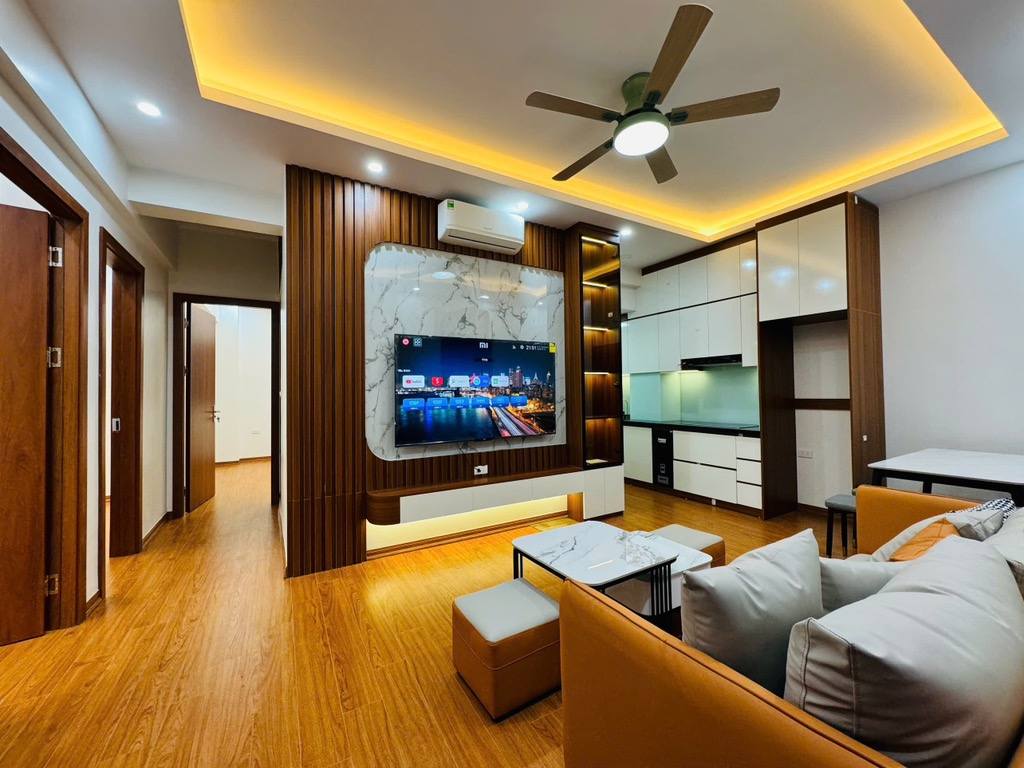 Mỹ Đình - Lô Góc - Ô Tô tận cửa