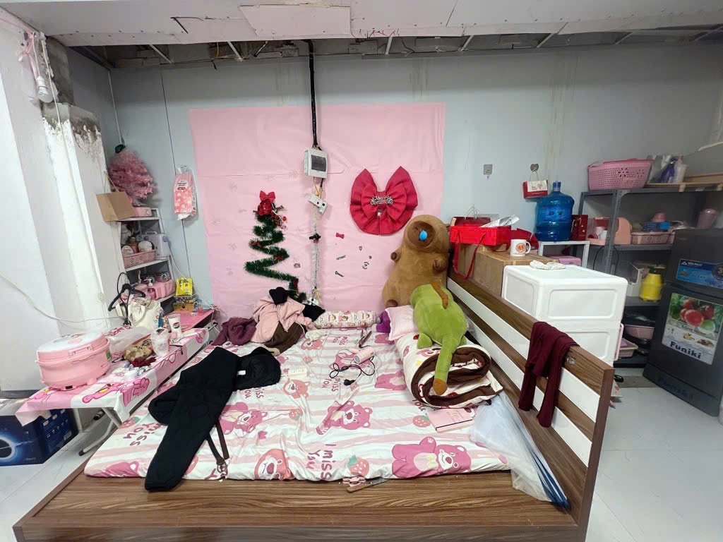 NHÀ ĐẠI MỖ -Ô TÔ ĐỖ CỬA