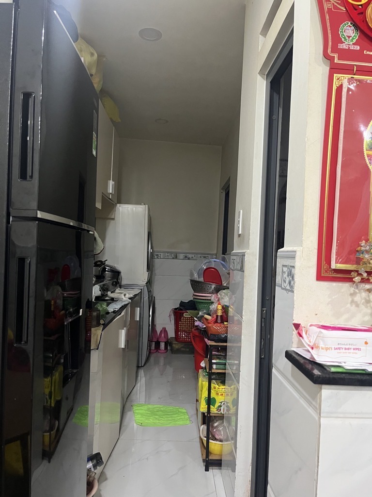 MẶT TIỀN HẺM 1 TRỤC 30m RA MẶT TIỀN ĐƯỜNG LỚN, 4 CHỖ TỚI NHÀ