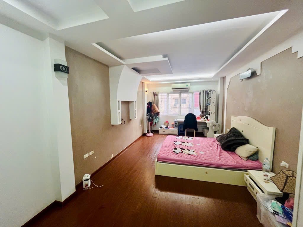 Bán nhà Hoàng Mai