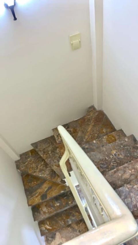 Bán gấp nhà riêng 4PN, 3WC, 45m2 tại Đội Cấn, Ba Đình, Hà Nội, giá 7,9 tỷ