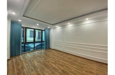 Tòa nhà Văn Phòng TRUNG KÍNH, Diện Tích 50m, 7 tầng thang máy, gara ô tô, giá 11,5 tỷ