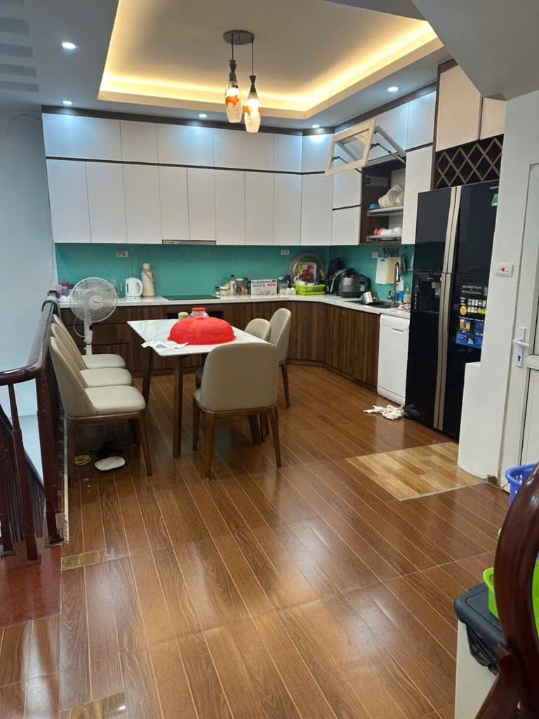 NHÀ PHÂN LÔ, VỈA HÈVĂN PHÚ- HÀ ĐÔNG, 42m2 - 4 TẦNG, NHÀ ĐẸP- Ở & KINH DOANH 12.5 TỶ