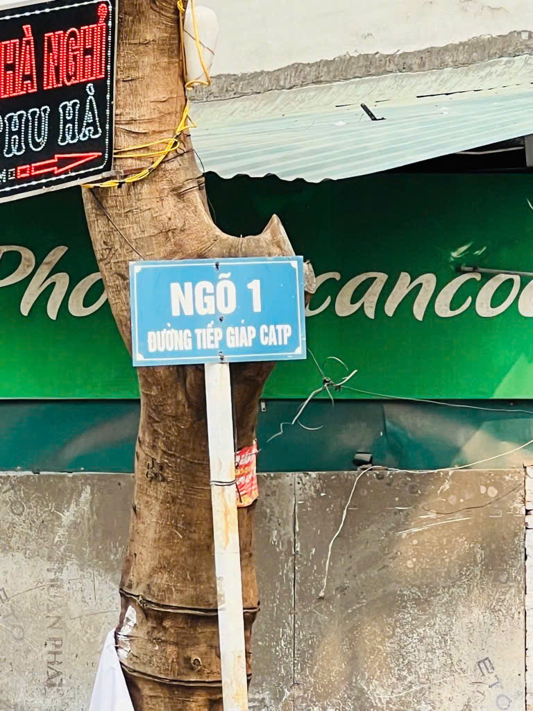 NHÀ PHÂN LÔ, VỈA HÈVĂN PHÚ- HÀ ĐÔNG, 42m2 - 4 TẦNG, NHÀ ĐẸP- Ở & KINH DOANH 12.5 TỶ