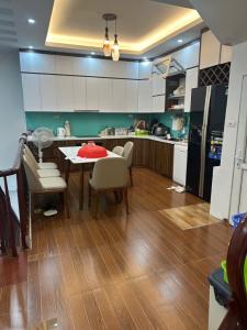 NHÀ PHÂN LÔ, VỈA HÈVĂN PHÚ- HÀ ĐÔNG, 42m2 - 4 TẦNG, NHÀ ĐẸP- Ở & KINH DOANH 12.5 TỶ