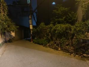 BÁN ĐẤT PHÚC ĐỒNG LONG BIÊN. Diện tích 50m2. Ô tô vào thoải mái. Ngõ Thông, giá chỉ chưa tới 5 tỷ.