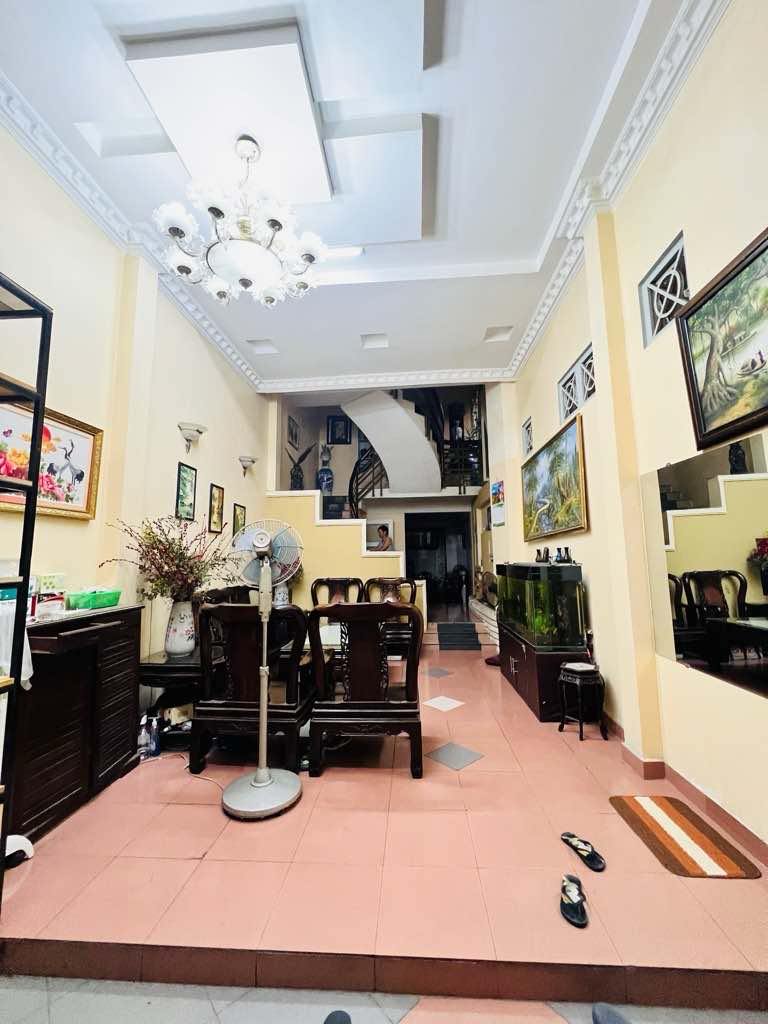 BÁN NHÀ 5 TẦNG HẺM XE HƠI TÔ HIẾN THÀNH – QUẬN 10 – DIỆN TÍCH 92M² – SỔ VUÔNG – GIÁ 18 TỶ – KHÔNG QUY HOẠCH