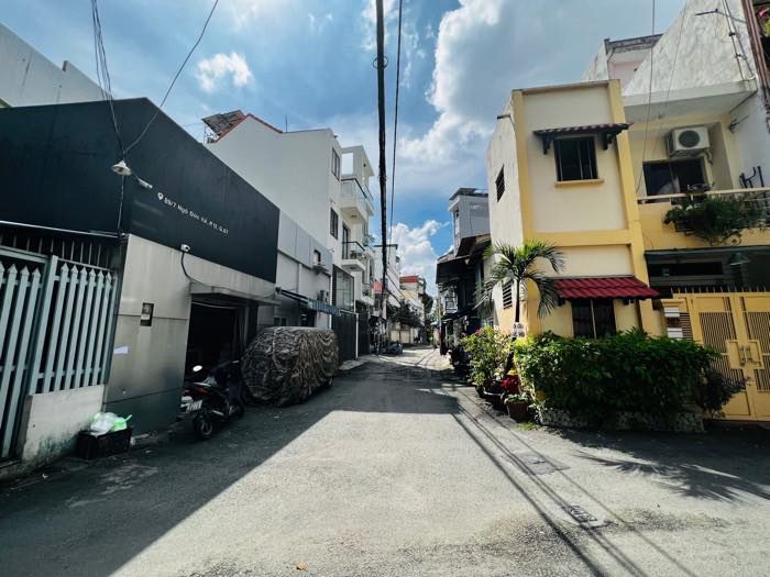 Chính chủ cần bán giảm sâu 200tr. Thích hợp để ở và cho thuê. Đã