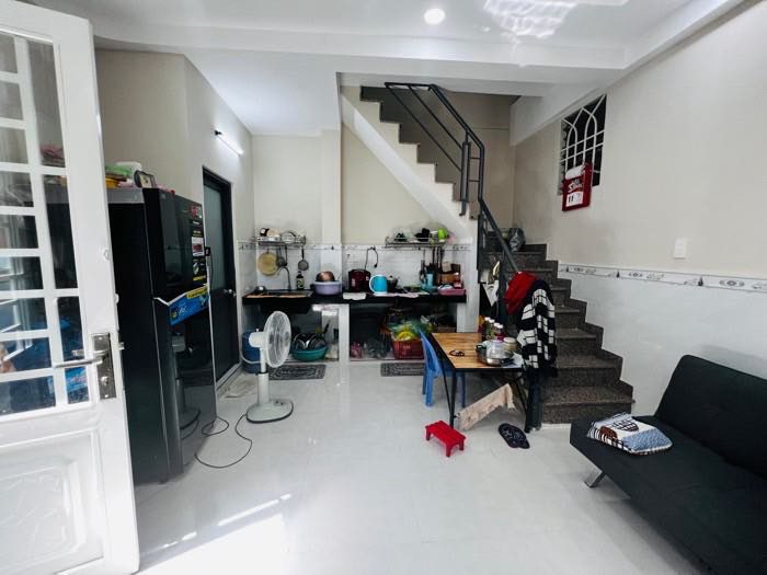 Chính chủ cần bán giảm sâu 200tr. Thích hợp để ở và cho thuê. Đã