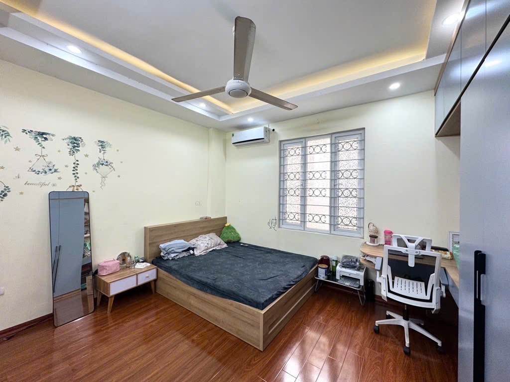 BÁN NHÀ PHỐ MINH KHAI – NGÃ TƯ CHỢ MƠ  – 35M  – CHỈ HƠN 7 TỶ