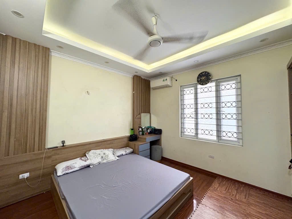 BÁN NHÀ PHỐ MINH KHAI – NGÃ TƯ CHỢ MƠ  – 35M  – CHỈ HƠN 7 TỶ