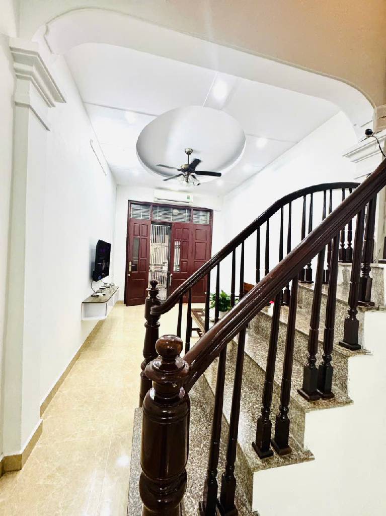 •	Ô TÔ – KINH DOANH – NHÀ ĐẸP 38M² MT 3.3M – FULL NỘI THẤT – Ở CỰC SƯỚNG – CHỈ NHỈNH 9 TỶ